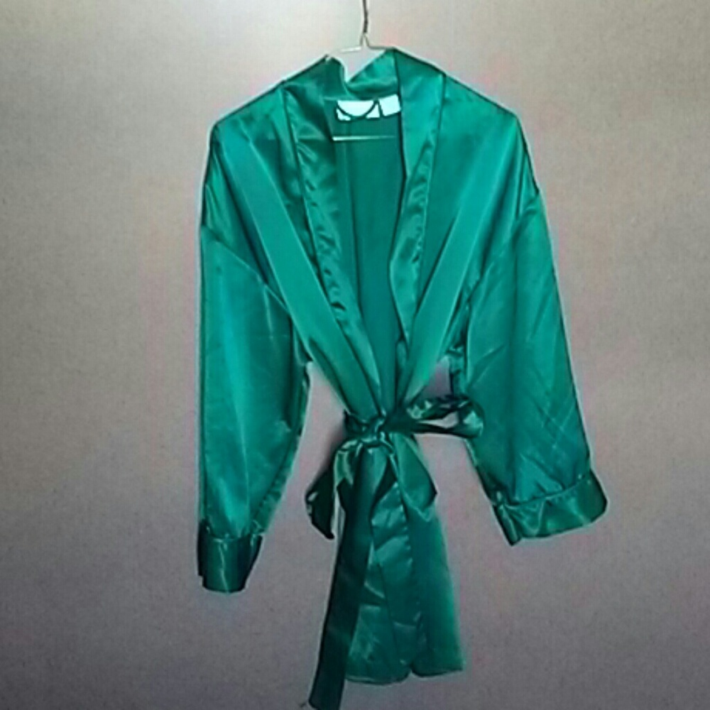 Vicotira secret emerald green silky robe